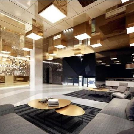 Mega Style Apartments The International Melbourne City Exterior foto